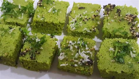 Recipe- Healthy To Eat Instant Spinach Dhokla - lifeberrys.com
