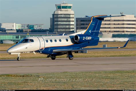 2-EMBR Private Embraer EMB-505 Phenom 300 Photo by Adrian Trefon | ID ...