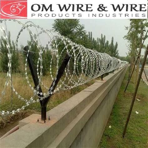 Concertina Wire Manufacturer, Supplier from Kolkata