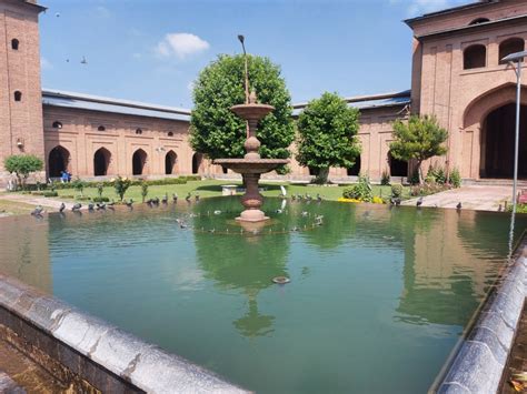 Gyanvapi case: Do all mosques have fountains in wazukhanas? | Ground ...