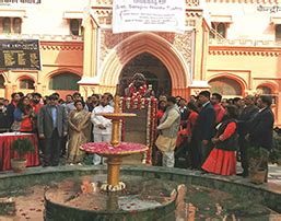 Sarojini Naidu Medical College, Agra (Ministry of Medical Education ...