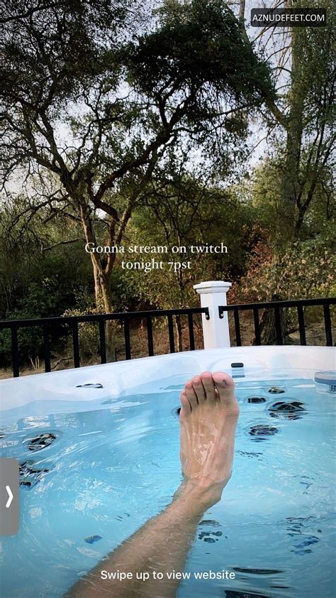 ANDREW NEIGHBORS Feet - AZNudeFeet Men