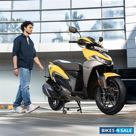 Hero Xoom 125 ZX price, specs, mileage, colours, photos and reviews ...