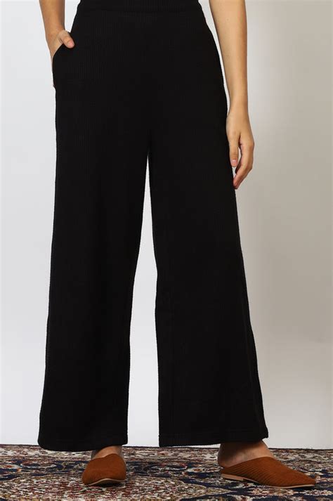 Black Textured Ankle Length Wide Leg Parallel Pants – wforwoman
