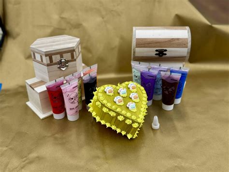 Deco Whip Box Cake - Mapunapuna, HouseMart Ben Franklin Crafts ...