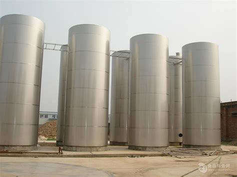 河北2000立方立式储存罐制作安装-性能可靠——山东隆顺金属结构有限公司