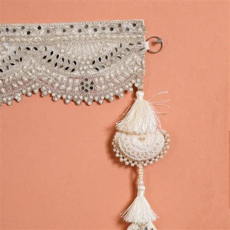 Toran With Mirrorwork White Online - Premium Wall Decoration | Nestasia