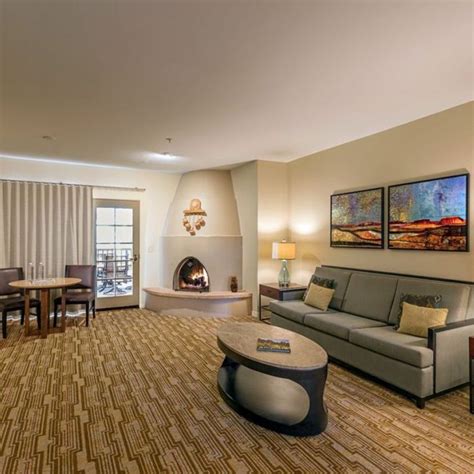 Hospitality Network Solutions | Fiber to the Room Hotel IT Network ...
