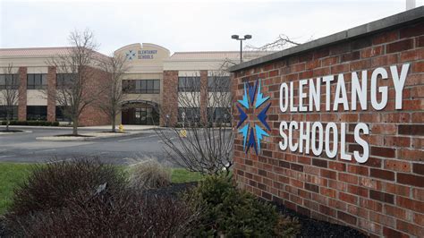 Olentangy Local Schools announces two superintendent finalists