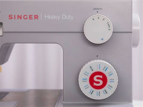 Threading My Singer Sewing Machine 4423 的图像结果