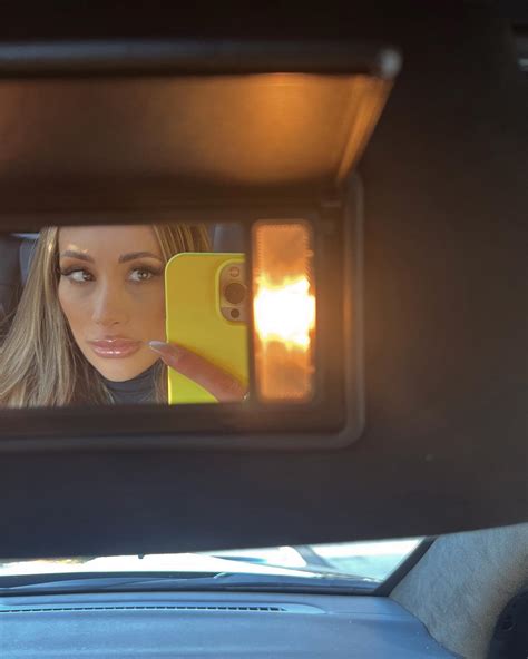 Instagram Sensation Cristina Carmella: Must See Photos | ICRW — Creator Insight Briefs