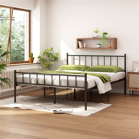 Queen Size Metal Bed Frame 4ft6 Double Emma Traditional Black Metal