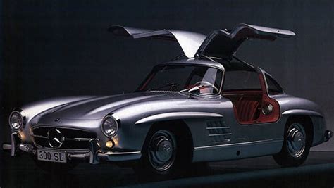 Mercedes-Benz offers brand-new body parts for the 300 SL Gullwing ...