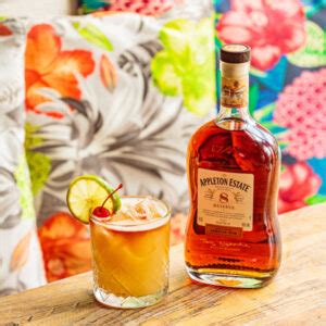 August Rum of the Month: Appleton Rum - Revolución de Cuba