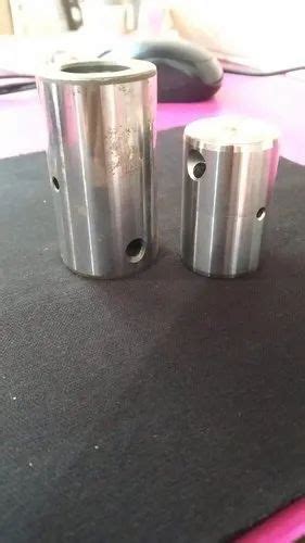Crank Pin - Drilling Machine for crank pin Manufacturer from Rajkot