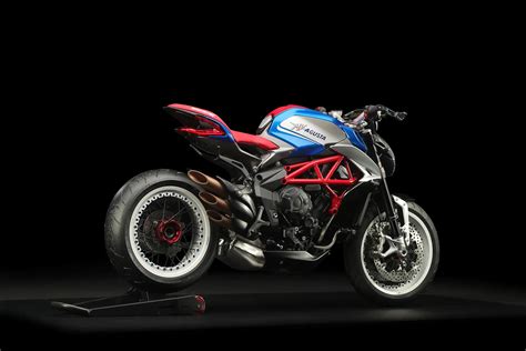 2019 MV Agusta Brutale 1000 Serie Ono Guide • Total Motorcycle