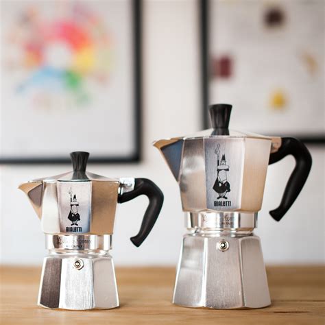 Brew Guide: How to Brew with a Moka Pot - Two Chimps Coffee