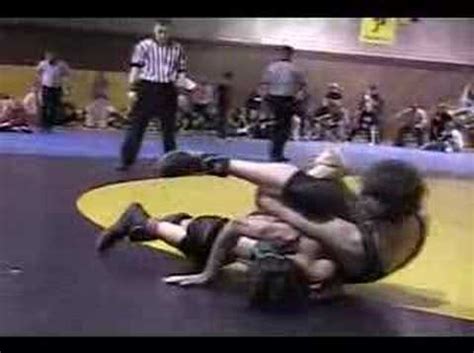 Wrestling banana splits - YouTube