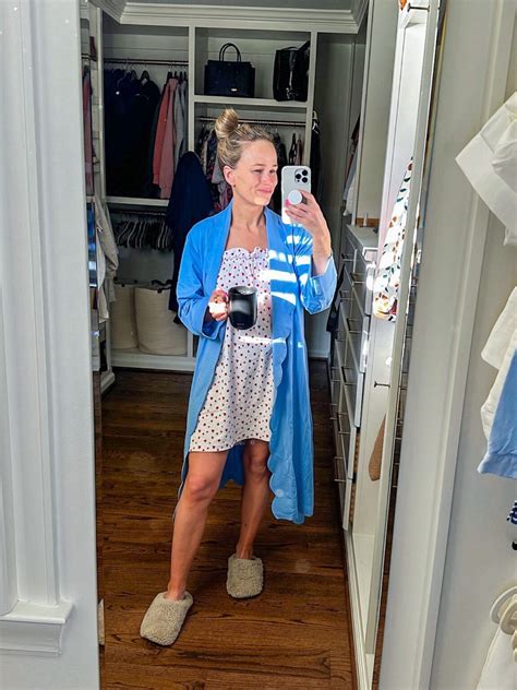 LAKE Pajamas Review (Pros, Cons and What Size to Buy)