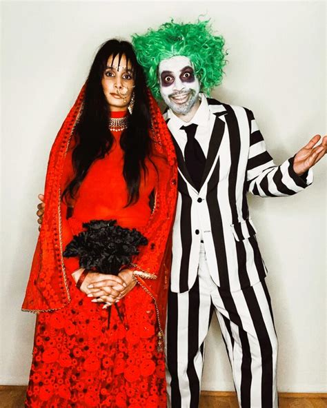 Beetlejuice Bride Costume 的图像结果