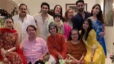Kareena Kapoor birthday: From iconic character 'Poo' to 'Geet' here's ...
