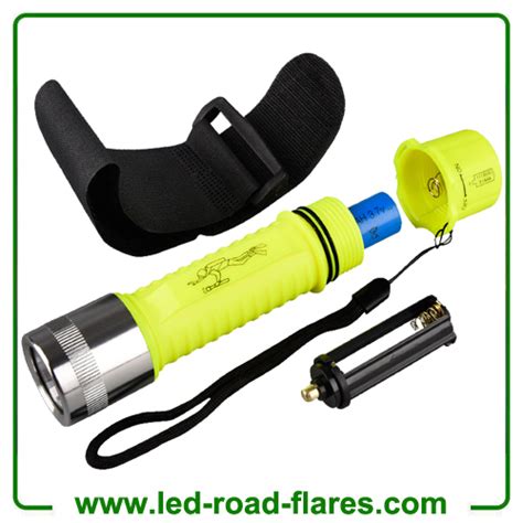 Waterproof Underwater Flashlight Rechargeable Led Diving Flashlight Scuba Submersible Underwater ...