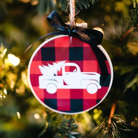 EASY Rustic DIY Buffalo Plaid Embroidery Hoop Christmas Ornament (with ...