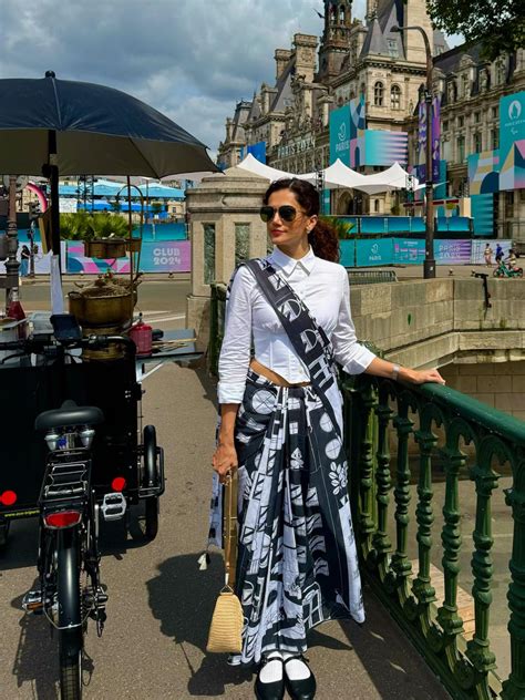 Mul Cotton Quirky Print Saree In Black White|Shehar Walks|Suta