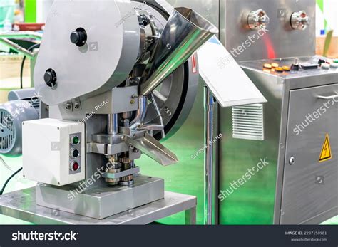 Image result for Hopper in Compression Machine