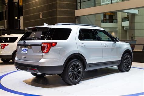 Ford Explorer XLT Sport Appearance Package 2017