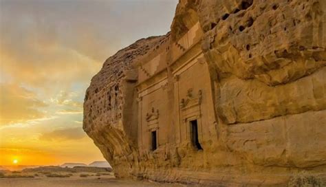 Al Naslaa Rock Formation in Saudi Arabia: A Natural Masterpiece or an ...