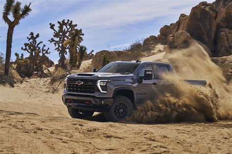 First Look: 2024 Chevrolet Silverado 2500 ZR2 and ZR2 Bison - Reviews ...