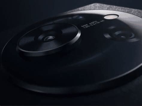 Will be available with 7.65 inch 2K+ foldable display with 32MP selfie ...