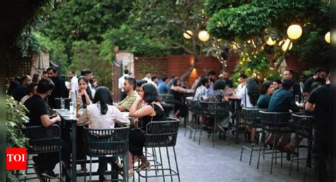 Singles Mixers in Bengaluru: Why Offline Events Are the New Way to Find ...