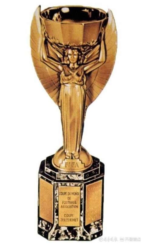 足球奖杯 的图像结果