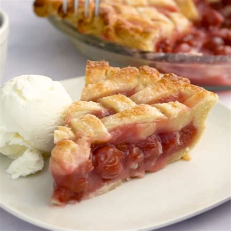 Easy Cherry Pie Recipe from Canned Cherries