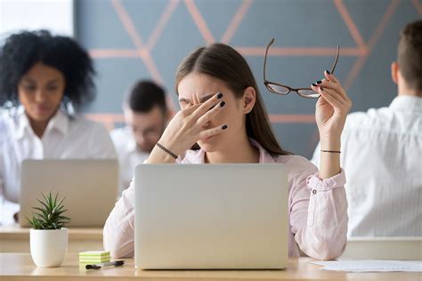 5 Tips To Reduce Eye Strain - Swagel Wootton Eye Institute