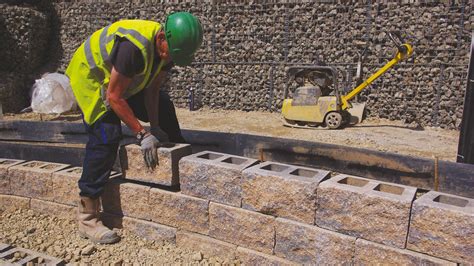 Block Retaining Wall Design 的图像结果