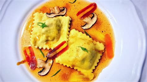 Download Ravioli Pasta With Sauce Wallpaper | Wallpapers.com