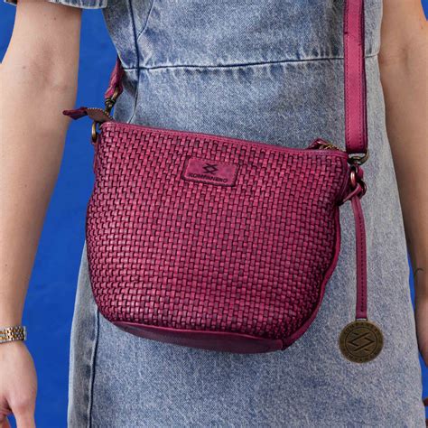 Brielle - The Sling – Kompanero