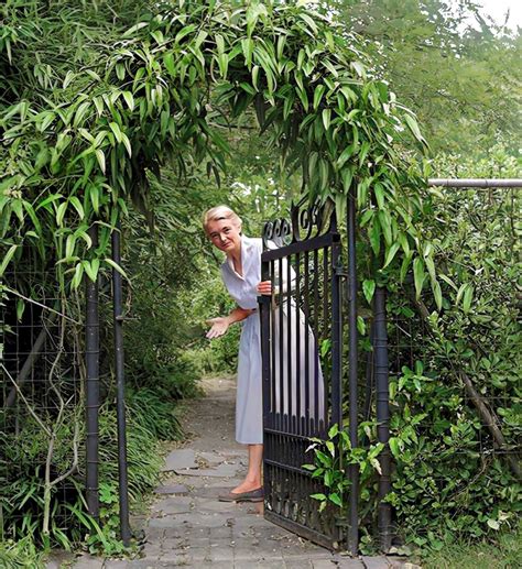 Letting Go: Garden Writer Elizabeth Lawrence on the Death of her Father ...