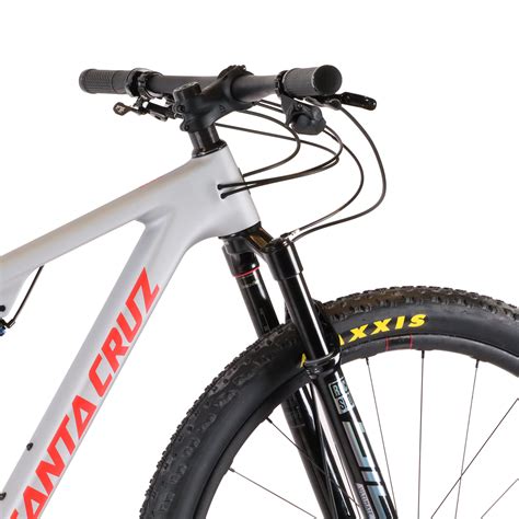 Santa Cruz Blur 4 CC X01 AXS RSV Mountain Bike - 2024 | Merlin Cycles