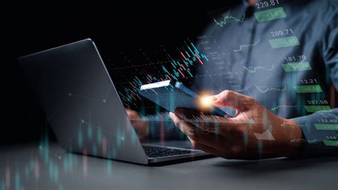 Trending Investment Apps 2025: Robinhood, Charles Schwab, markets.com ...