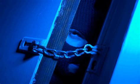 Escaladores se roban hasta la alcancía de una casa en Morovis - Primera ...