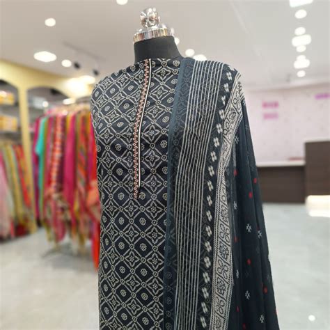 Ultra soft black bandhani cotton kurta - Elegant neck tie - Super ...