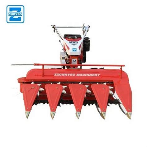 Harvester - Soybean Reaper Machine Trader - Retailer from Indore