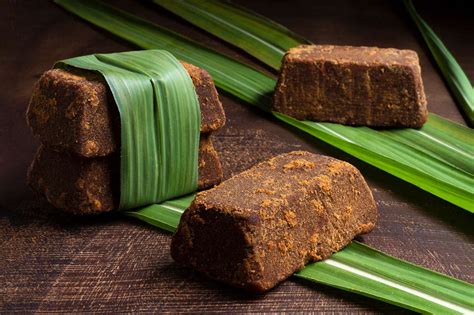 Coconut Jaggery vs Palm Jaggery: 7 Key Differences You Should Know