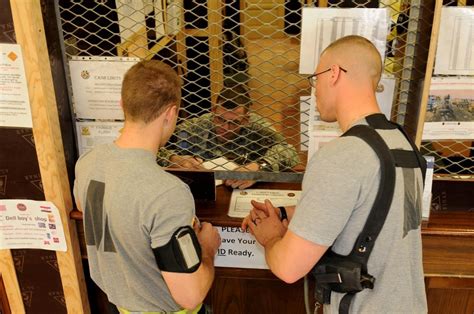 Use of U.S. dollar in Iraq being reduced to stimulate local currency ...