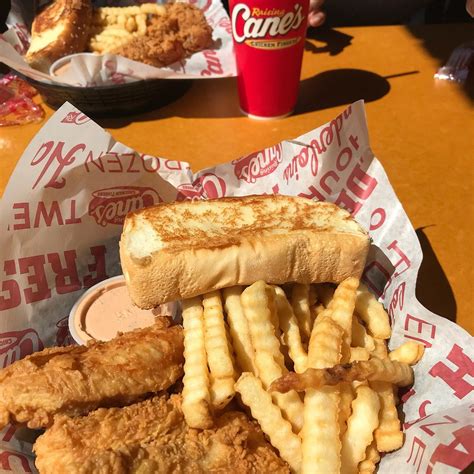 RAISING CANE'S CHICKEN FINGERS, Boston - 949 Commonwealth Ave, Allston ...