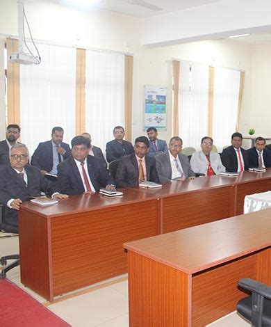 Careers | ICFAI University, Jharkhand | Full-time Campus Programs in ...